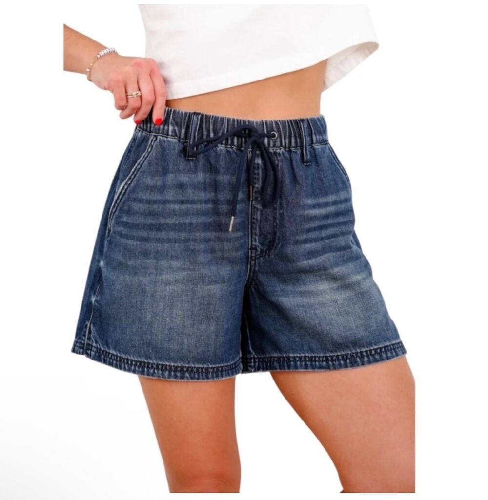 Judy Blue Shorts Womens Medium Featherweight Denim Baggy Drawstring Jean Stretch